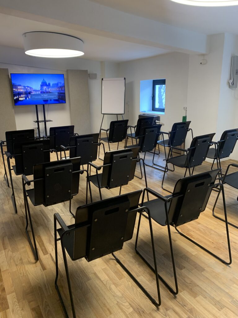 Classroom R theater chairs 3